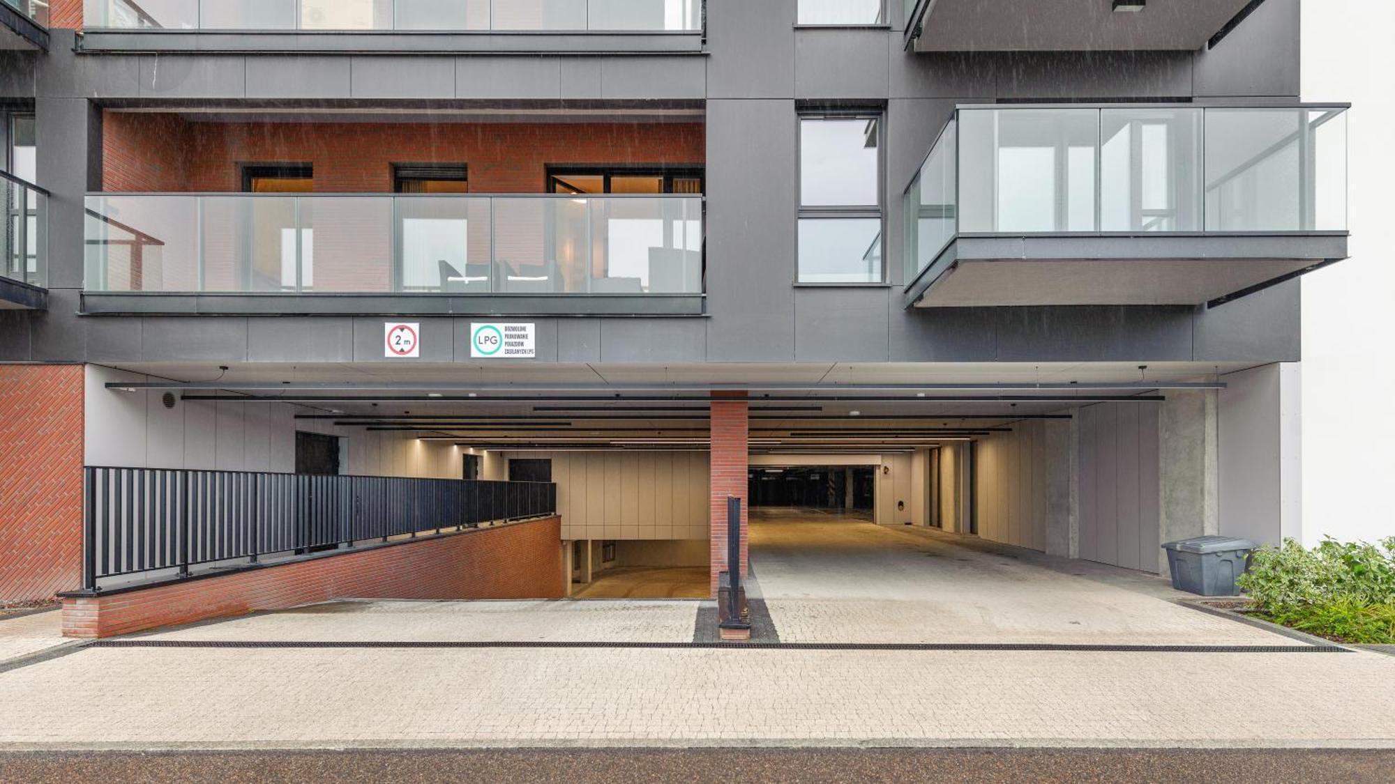 Apartamenty Sun & Snow Nadmotlawie Z Sauna グダニスク エクステリア 写真